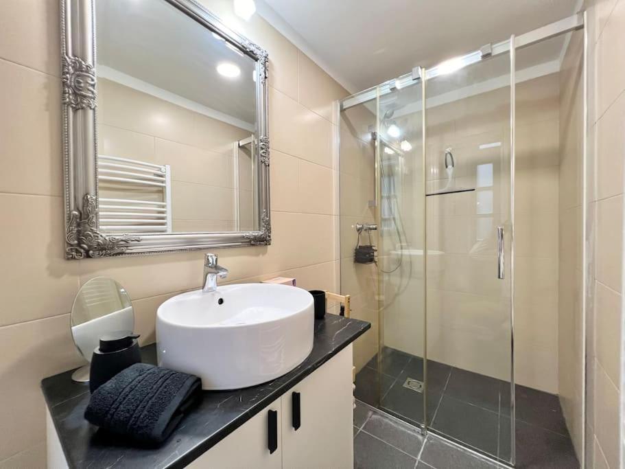 Best Location Up To 6 Guests Budapest Kültér fotó